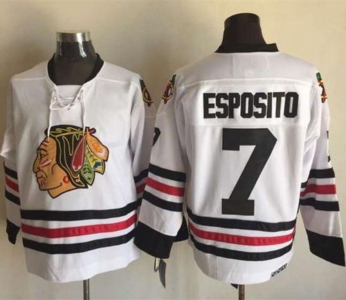 blackhawks throwback jersey